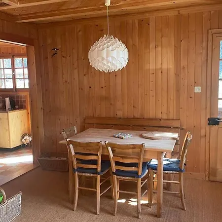 Horská chata Cosy Chalet In A Wonderful Green Landscape Bex